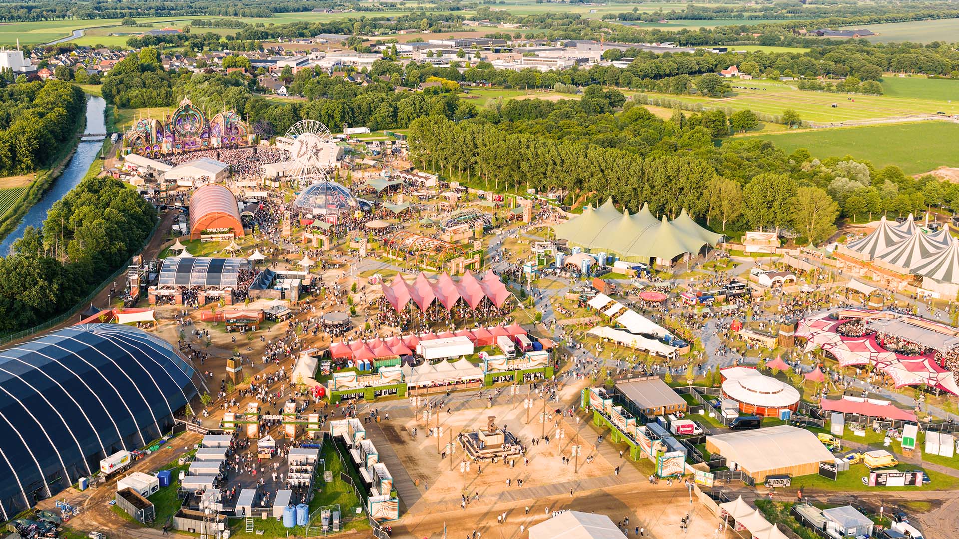 250608-195609-7th SUNDAY FESTIVAL-Vincent van den Boogaard--HR